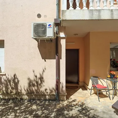 Zenta Appartement *